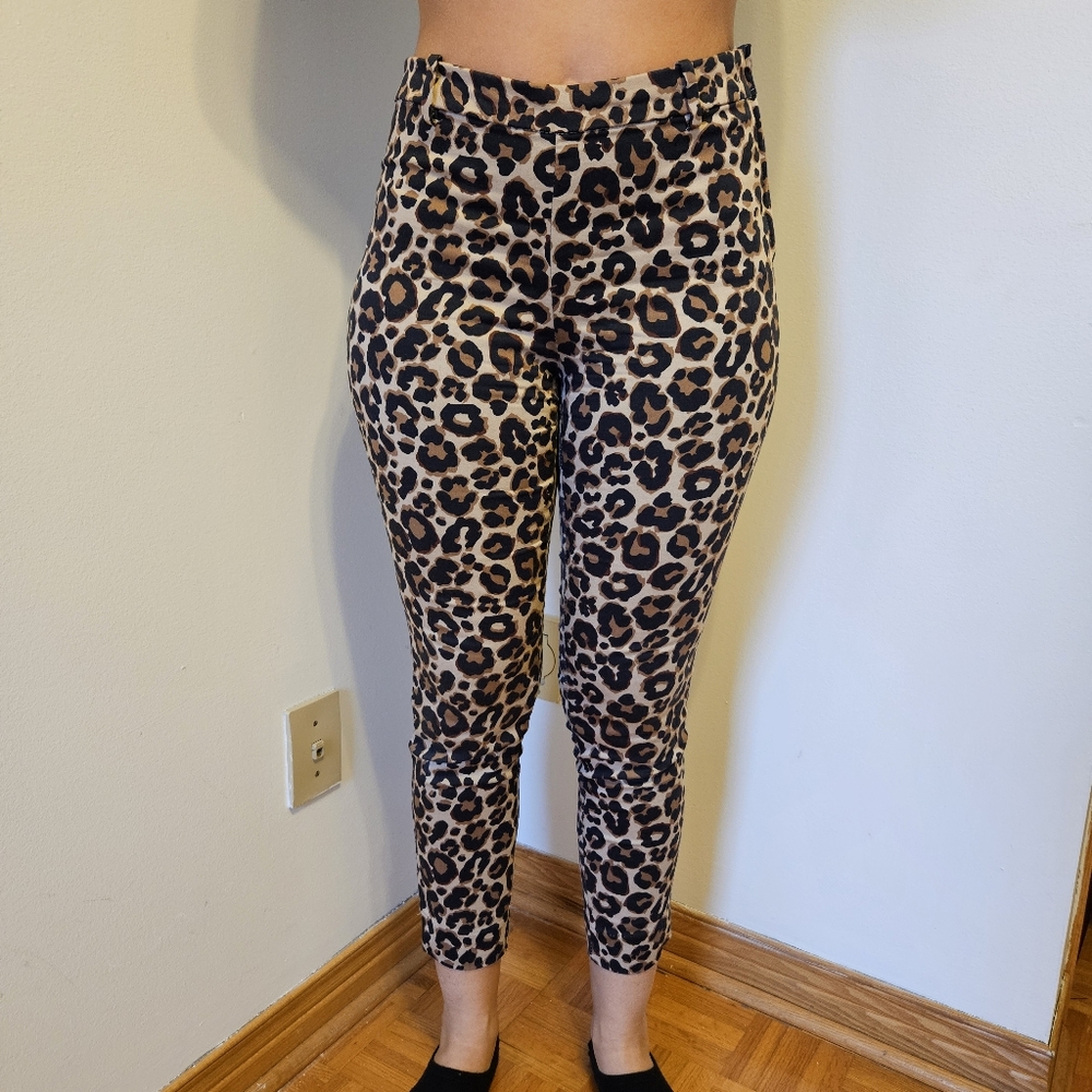 💥2for20💥 Animal print ankle/cropped trousers